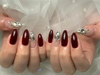 ネイル ToliyDeliy Linaのネイルデザイン