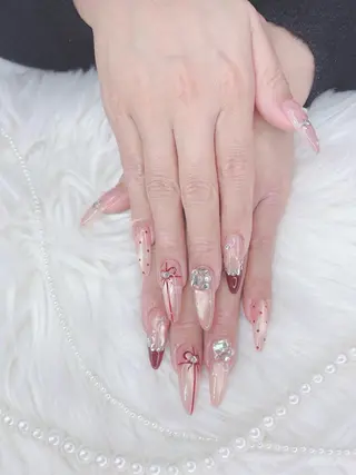 ネイル ハヤシ ミカのネイルデザイン