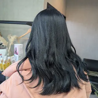 カラー ロング 小林 梨香のヘアスタイル