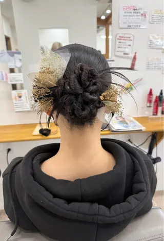 ロング ちほ/顔周りレイヤー /ベージュカラーのヘアスタイル