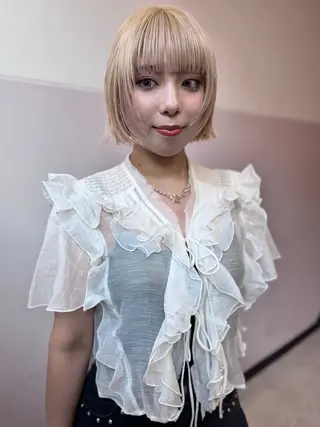 ミディアム カラー オカモト ミユウのヘアスタイル