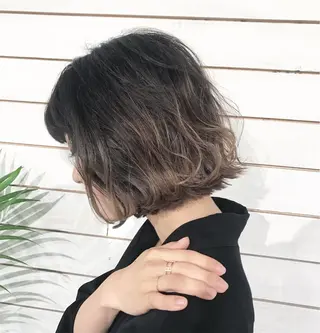 ショート カラー 縮毛矯正 髪質改善寺坂雄飛💐のヘアスタイル