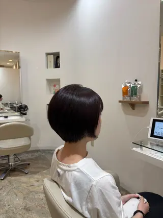 ショート カラー 佐藤 優里のヘアスタイル