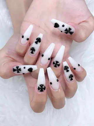 ネイル B·U Nail大宮 長さだし専門店のネイルデザイン