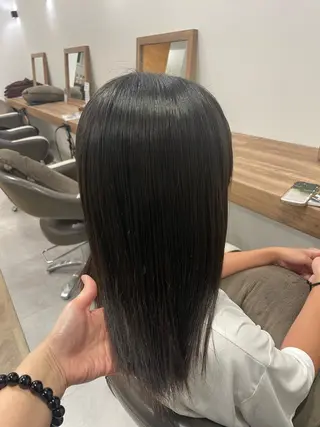 セミロング パーマ やまこし 美裕樹のヘアスタイル