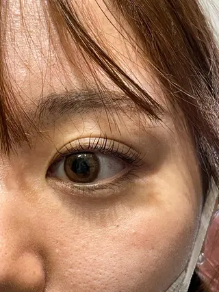 マツエク・マツパ 井上 真里奈のヘアスタイル