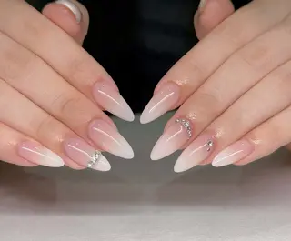 ネイル REI NAのネイルデザイン