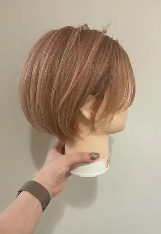 ショート 久保 明日香のヘアスタイル