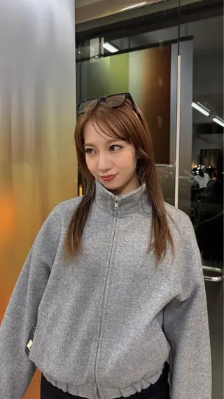 ミディアム Ren /北堀江のヘアスタイル