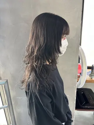 セミロング ウルフ レイヤー パーマ🪐MANAのヘアスタイル