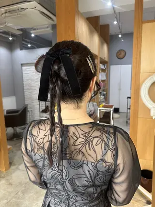 ミディアム miloc MOMOKAのヘアスタイル