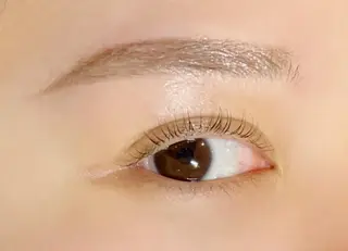 アイブロウ アイニコ 心斎橋のマツエク・マツパデザイン