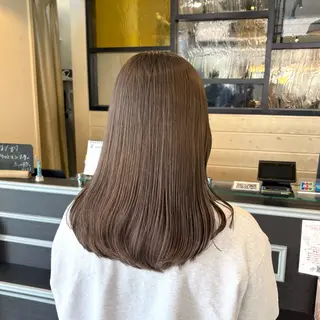 ミディアム カラー スナコザワ レナのヘアスタイル