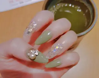 セミロング ネイル フィルイン・深爪矯正 長さ出し🎀のネイルデザイン