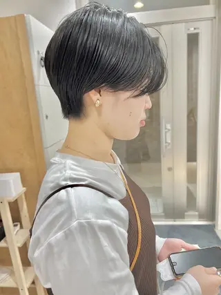 ショート 福井 茉菜美のヘアスタイル