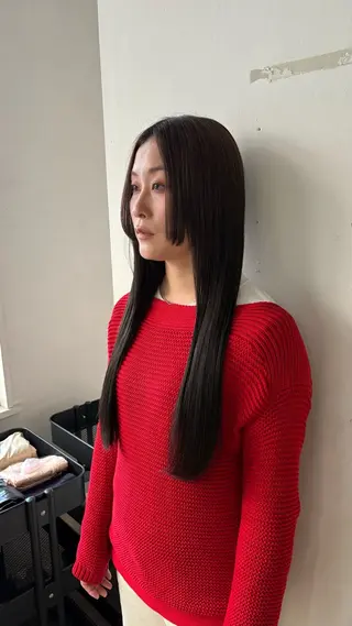 ロング カラー 安藤 まりのヘアスタイル