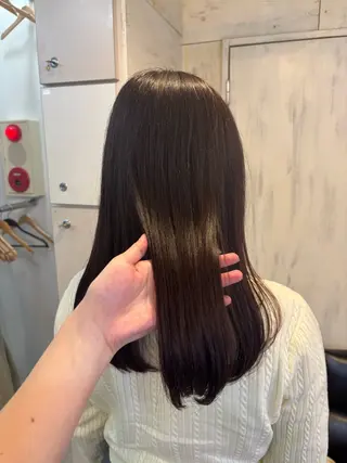 セミロング カラー レイヤー/ハッシュカ ット/顔周り/フウカのヘアスタイル