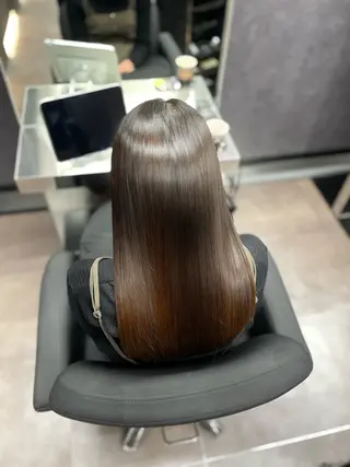 ロング CYNTHIADUE 店長| IRISUのヘアスタイル
