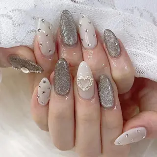 ネイル Nail salon Honey Beeのネイルデザイン