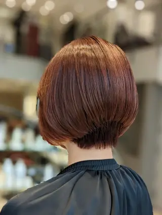 ショート カラー  知念　香トータル ビューティー🌷のヘアスタイル