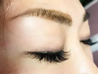 マツエク・マツパ 下がりまつ毛たるみ 専門サロン妙蓮寺駅のマツエク・マツパデザイン