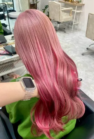 ロング カラー フジマ ハルナのヘアスタイル