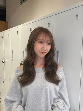 ロング カラー aoi🍀暖色 /透明感カラー♡のヘアスタイル
