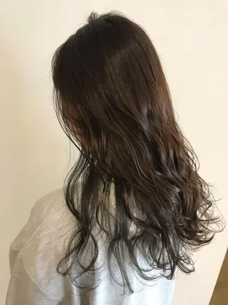 セミロング カラー デザインカラー🌈 高木リョウのヘアスタイル