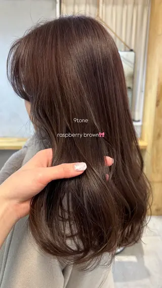 ロング 盛れる透明感カラー・ momokaのヘアスタイル