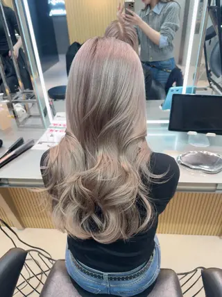 ロング カラー ヘアアレンジ ARIA💎縮毛矯正 ブリーチ💎複雑履歴のヘアスタイル