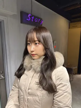 ロング カラー NANAMI🩵 大人可愛い韓国ヘアのヘアスタイル
