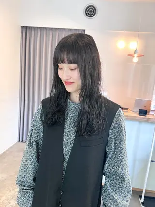 セミロング パーマ ミディアムパーマ /癖毛パーマのヘアスタイル