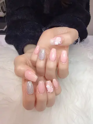 ネイル 西野 カナのネイルデザイン