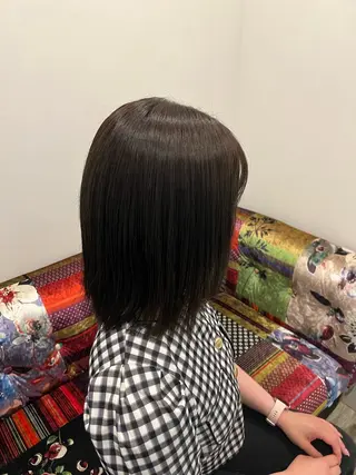 ミディアム カラー shiomi H hair fashion所属・久門 未来のヘアスタイル