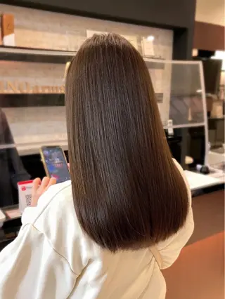 セミロング カラー Kamie みかじりのヘアスタイル