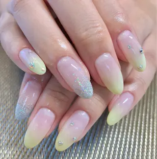 ネイル Up styleのネイルデザイン
