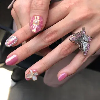 ロング カラー ヘアアレンジ キッズ ネイル マツエク・マツパ 福田 加奈のネイルデザイン