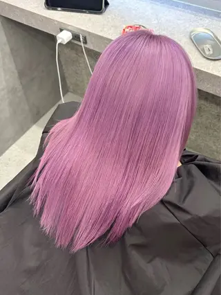 セミロング カラー いろあそび 町田所属・ハイトーン🪼派手髪 mahoのヘアスタイル