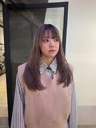 セミロング SEAM所属・詩音 ／札幌美容師のヘアスタイル