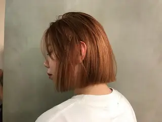 ショート カラー レイヤーカット/ 酸性ストレート梅田のヘアスタイル