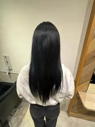 ロング 浅岡 太陽のヘアスタイル
