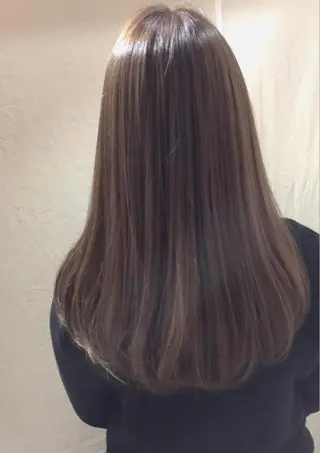 セミロング カラー 中村 海のヘアスタイル
