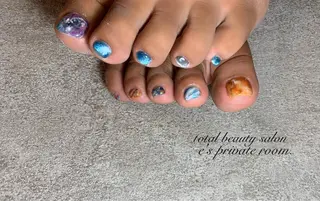 ネイル LAVISH nail salonのネイルデザイン