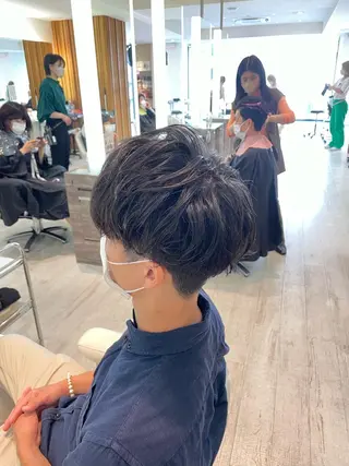 ミディアム パーマ メンズ 淡路上新庄/髪質改善 .艶カラー/野口春貴のヘアスタイル