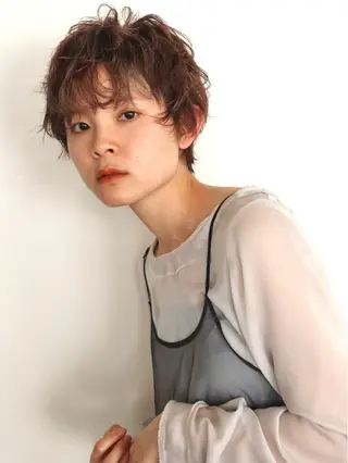 ショート カラー パーマ ヘアアレンジ メンズ キッズ ネイル マツエク・マツパ アイブロウ ウルフレイヤーカット /チヒロのヘアスタイル