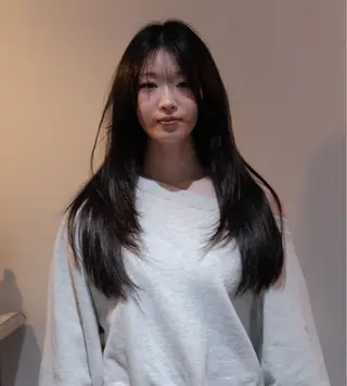 セミロング カラー ヘアアレンジ opus 店長大和 レイヤー/赤み消しのヘアスタイル