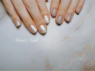 ネイル 市川 麻衣子のネイルデザイン