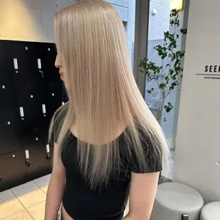 カラー セミロング ♡韓国ヘア♡ ブリーチ✨ハイトーンのヘアスタイル