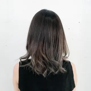 セミロング カラー トミタ アツシのヘアスタイル