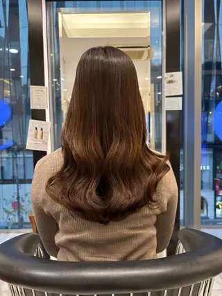 セミロング パーマ 韓国っぽ透け感カラー マンツーマン🫧なおのヘアスタイル